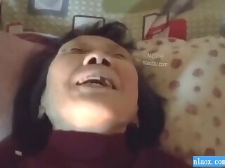 武汉一变态狂干老太太